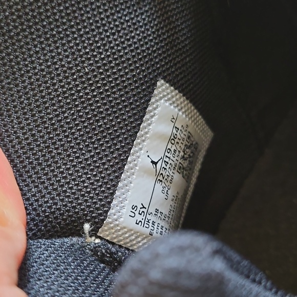 Nike Air Jordan's 5.5Y - Picture 4 of 4